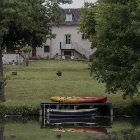 Au Bord De La Dronne *