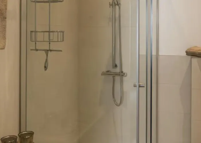 Au Bord De La Dronne