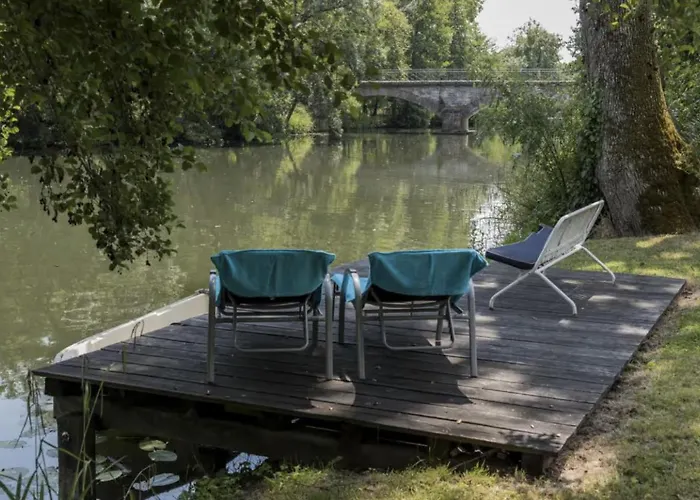 Feriehus Au Bord De La Dronne *